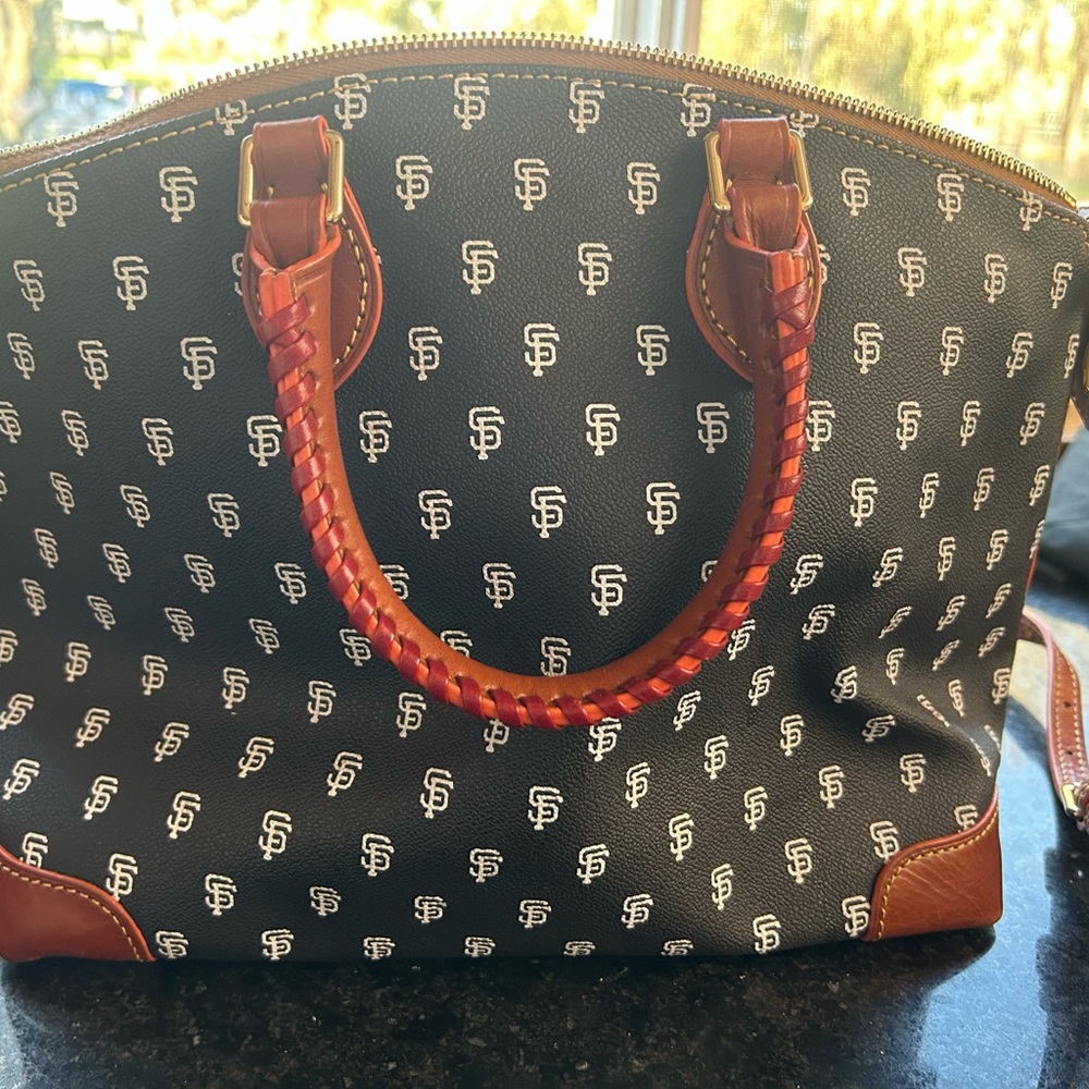San Francisco Giants Dooney & Bourke SF Logo  Zip Zip Satchel - Picture 4 of 5